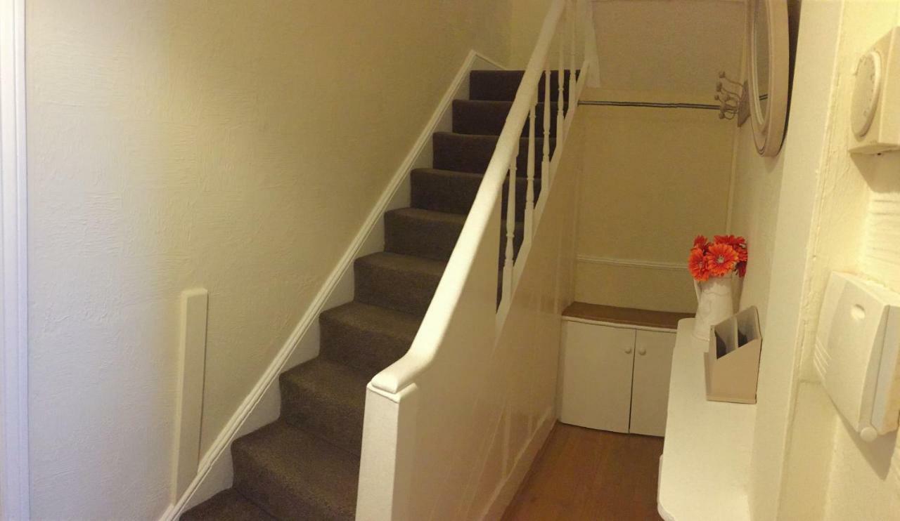 Browns Holiday Cottage Filey Exteriör bild